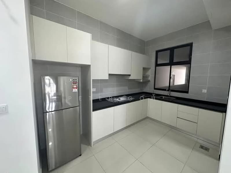 Service Residence for Sale at Twin Tower Residence - Peter Goh - Kitchen - PropertyGuru.com.my
