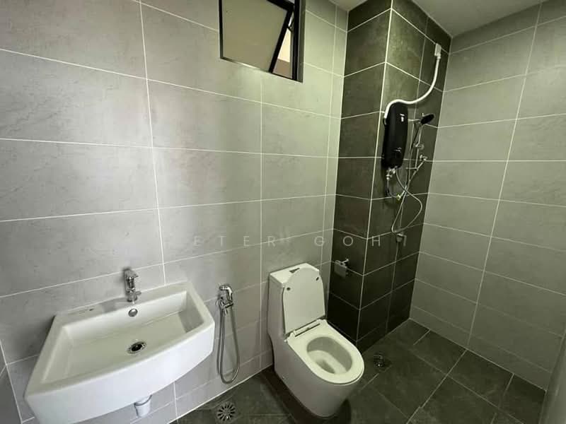 Service Residence for Sale at Twin Tower Residence - Peter Goh - Bathroom - PropertyGuru.com.my