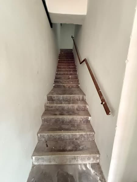 Shop / Office for Rent in Kajang (Selangor) - Zairul Asrah Zulkefli - Corridor - PropertyGuru.com.my