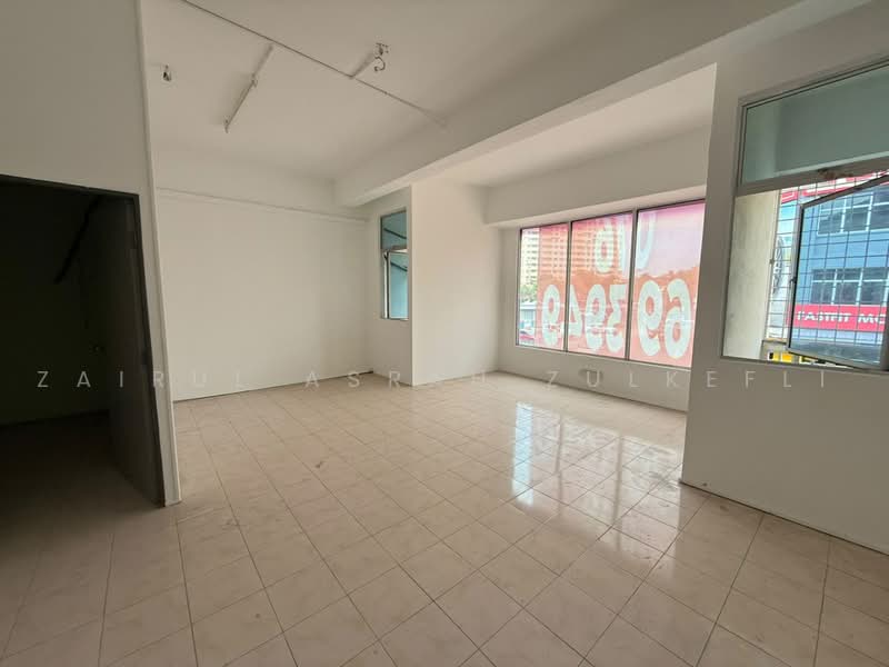 Shop / Office for Rent in Kajang (Selangor) - Zairul Asrah Zulkefli - Interior - PropertyGuru.com.my