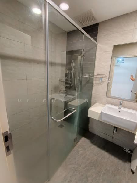 Kondominium untuk Disewa di Vivo Residential Suites - Melody Soong - Bathroom - PropertyGuru.com.my