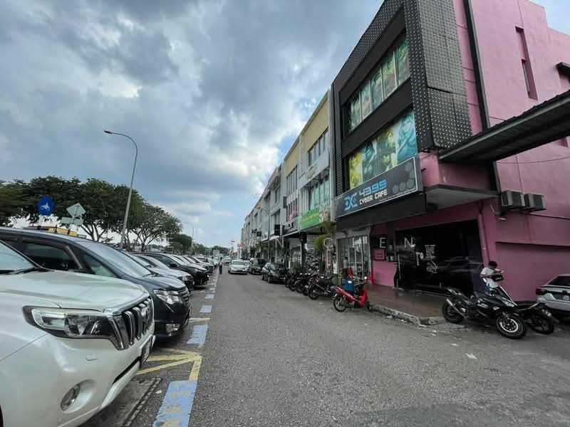 Kedai untuk Dijual di Taman Ungku Tun Aminah (Skudai) - Herman Chen - Exterior - PropertyGuru.com.my