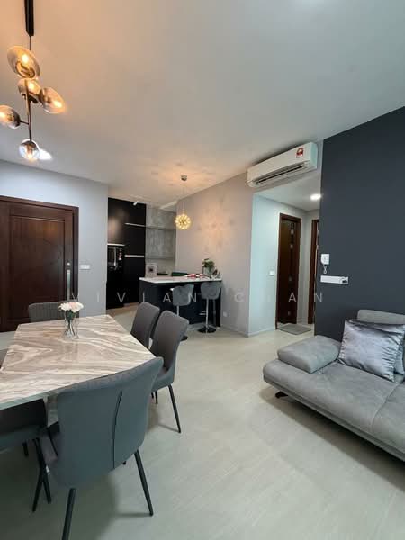 Condominium for Rent at Queens Residences Q1 @ Queens Waterfront - Vivian Chan - Living Room - PropertyGuru.com.my