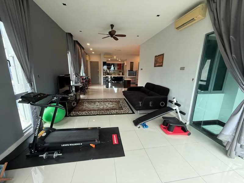 Servis Apartment untuk Disewa di The Loft @ KK Times Square - Grace Teo - Living Room - PropertyGuru.com.my