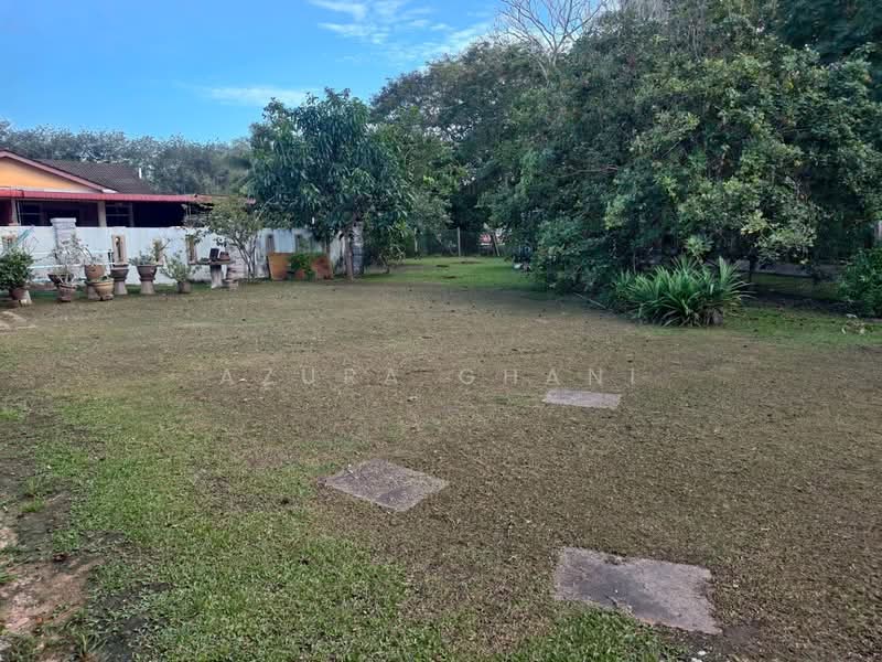 1-storey Terraced House for Sale in Kulim (Kedah) - Azura Ghani - Garden - PropertyGuru.com.my