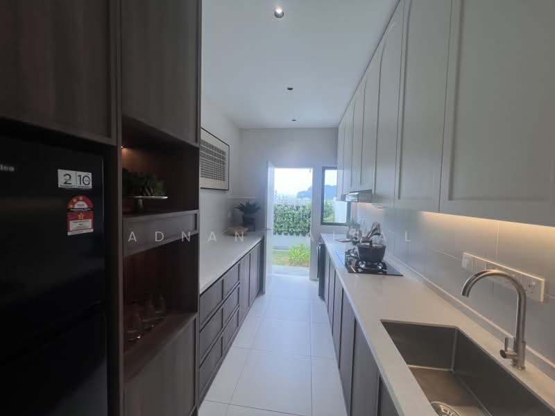 2-storey Terraced House for Sale in Selayang Mulia (Batu Caves) - Adnan Faisal - Kitchen - PropertyGuru.com.my