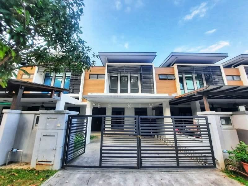 2-storey Terraced House for Sale in U12, Taman Cahaya Alam (Shah Alam) - Bee Kim - Exterior - PropertyGuru.com.my