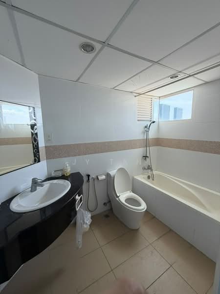 Kondominium untuk Disewa di Mutiara Villa Condominium - JY Tan - PropertyGuru.com.my