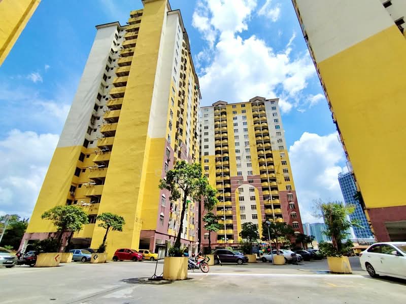 Pangsapuri untuk Dijual di Pangsapuri Lagoon Perdana - Jojo Ng - Exterior - PropertyGuru.com.my