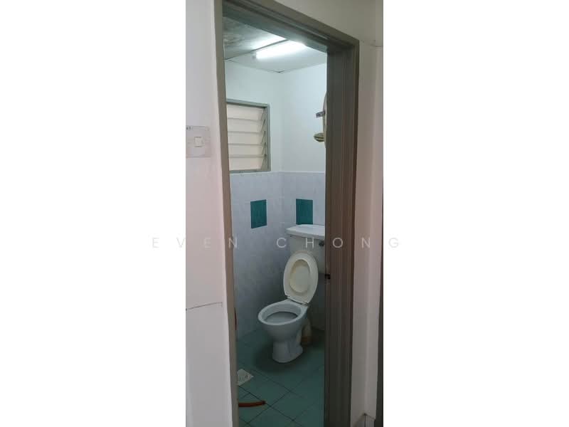 Pangsapuri untuk Dijual di Pangsapuri Ria - Even Chong - Bathroom - PropertyGuru.com.my