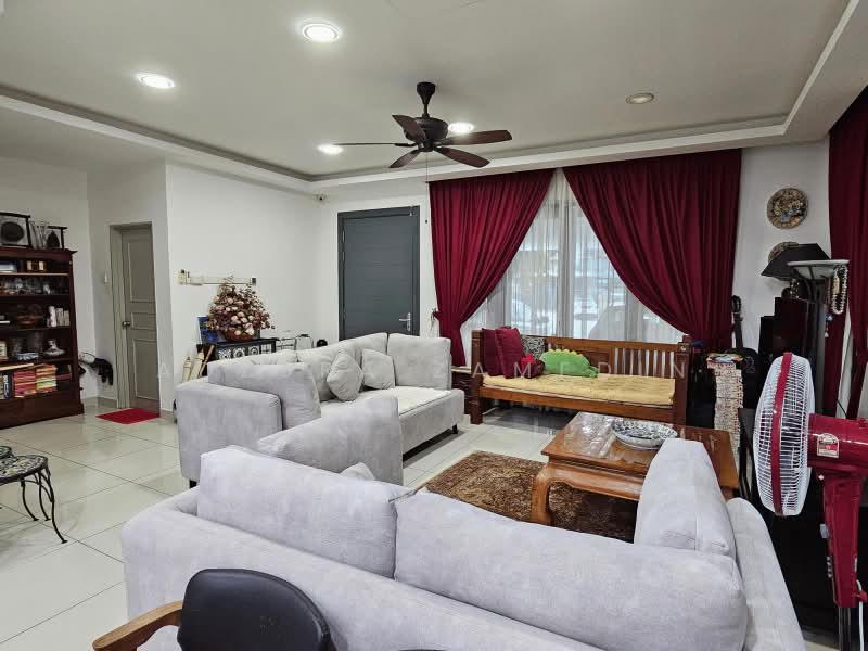 Rumah Teres 2 Tingkat untuk Dijual di Alam Impian (Shah Alam) - Adzura Zamedin - Living Room - PropertyGuru.com.my