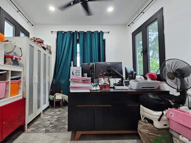 Rumah Teres 2 Tingkat untuk Dijual di Alam Impian (Shah Alam) - Adzura Zamedin - Study - PropertyGuru.com.my