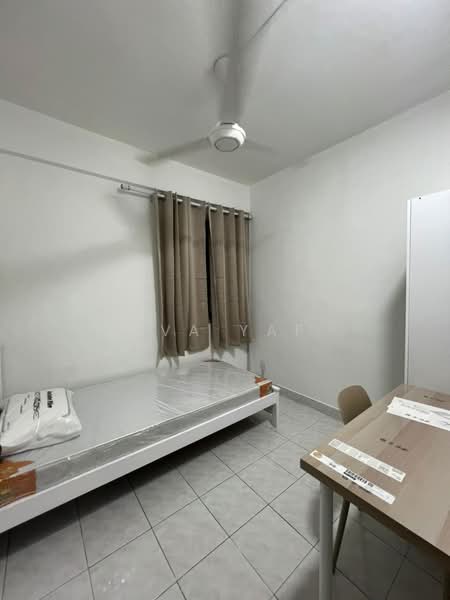 Kondominium untuk Disewa di Idaman Sutera - Eva Yap - Bedroom - PropertyGuru.com.my