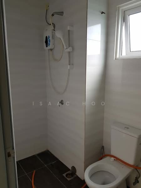 Condominium for Sale at Lavender Residences - Isaac Hoo - Bathroom - PropertyGuru.com.my