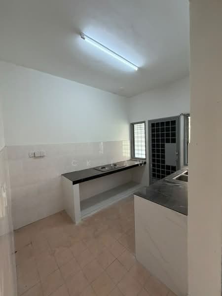 Rumah Teres 2 Tingkat untuk Dijual di Taman Bukit Semenyih (Semenyih) - CK Law - Kitchen - PropertyGuru.com.my