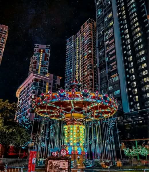 Kondominium untuk Disewa di i-SOHO @ i-City - Eleine Tan - Exterior - PropertyGuru.com.my