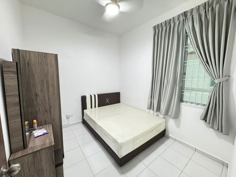 Pangsapuri untuk Disewa di Seri Molek Perdana - Alex How - Bedroom - PropertyGuru.com.my