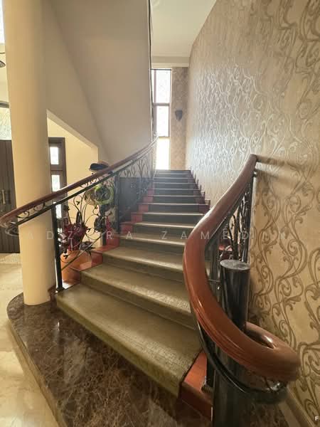 Bungalow House for Sale in Perdana Lakeview East (Cyberjaya) - Adzura Zamedin - Interior - PropertyGuru.com.my