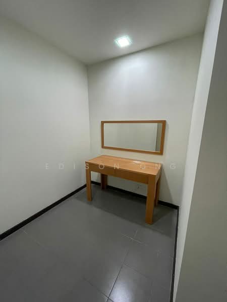 Service Residence for Sale at Bintang Fairlane Residences - Edison Ong - Interior - PropertyGuru.com.my