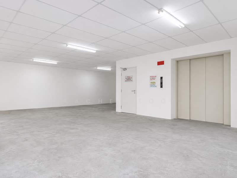 Semi-D Factory for Rent in Subang Jaya (Selangor) - Rachel Too - Corridor - PropertyGuru.com.my