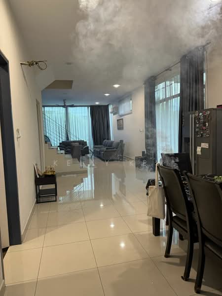 2.5-storey Terraced House for Rent in Bandar Nusaputra (Puchong) - Kelly Kew - Living Room - PropertyGuru.com.my
