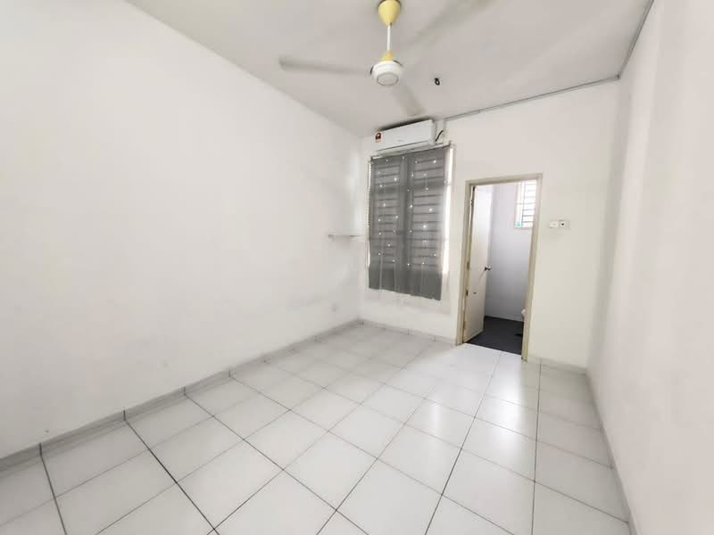 2-storey Terraced House for Sale in Taman Desa Tebrau (Tebrau) - Sam Chai - Interior - PropertyGuru.com.my