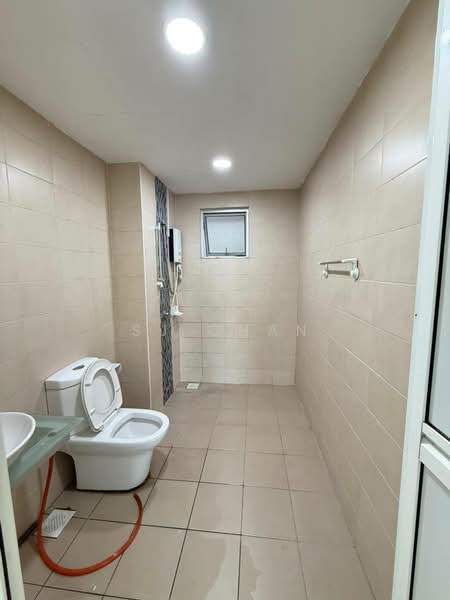 Kediaman Servis untuk Disewa di Greenfield Regency - SJ CHAN - Bathroom - PropertyGuru.com.my