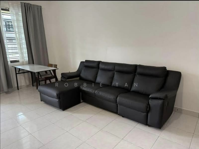 2-storey Terraced House for Rent in Kempas Baru (Johor Bahru) - Robbie Tan - Living Room - PropertyGuru.com.my