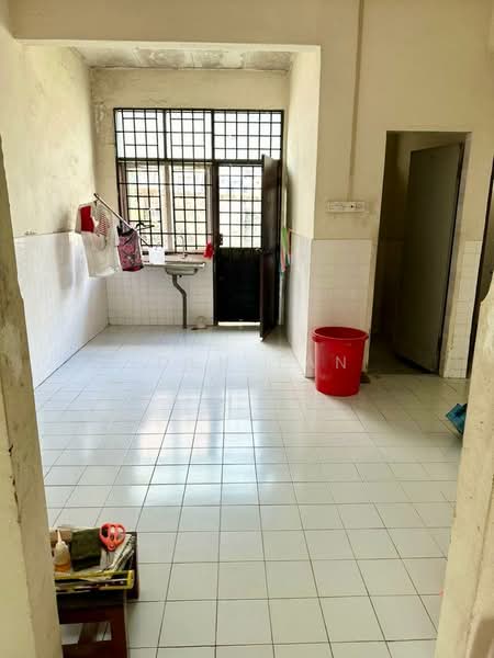 1-storey Terraced House for Sale in Skudai (Johor) - Iden Tan - Kitchen - PropertyGuru.com.my