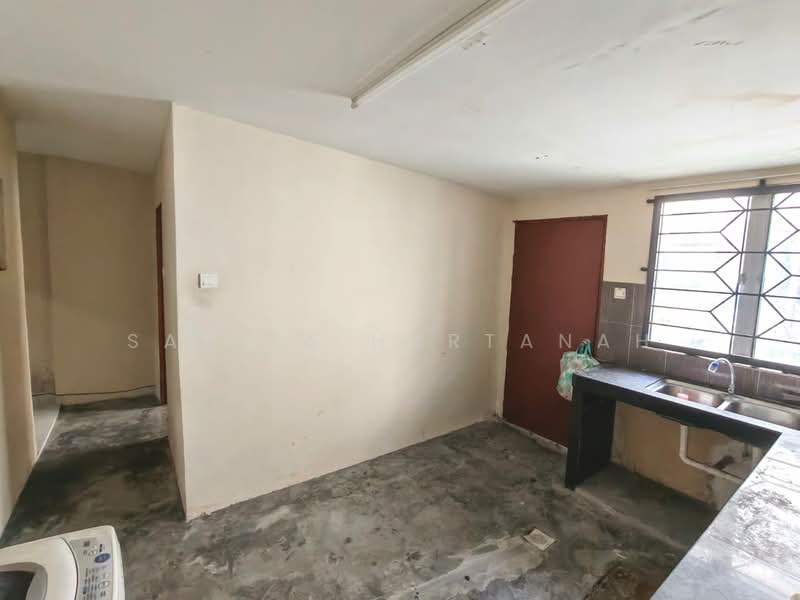 Rumah Teres 2 Tingkat untuk Dijual di Bandar Puncak Alam (Puncak Alam) - Sariza Hartanah - Kitchen - PropertyGuru.com.my
