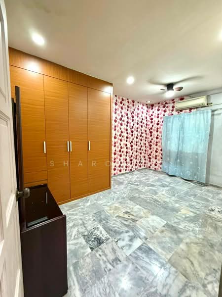 Rumah Teres 1 Tingkat untuk Dijual di Taman Universiti (Skudai) - Sharon Ng - Bedroom - PropertyGuru.com.my