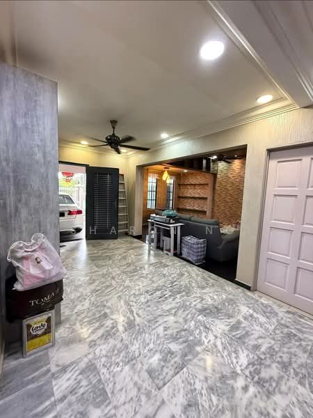 Rumah Teres 1 Tingkat untuk Dijual di Taman Universiti (Skudai) - Sharon Ng - Living Room - PropertyGuru.com.my