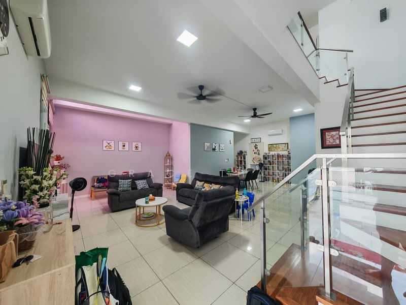 3-storey Terraced House for Rent in Puchong (Selangor) - Grace Tham - Living Room - PropertyGuru.com.my