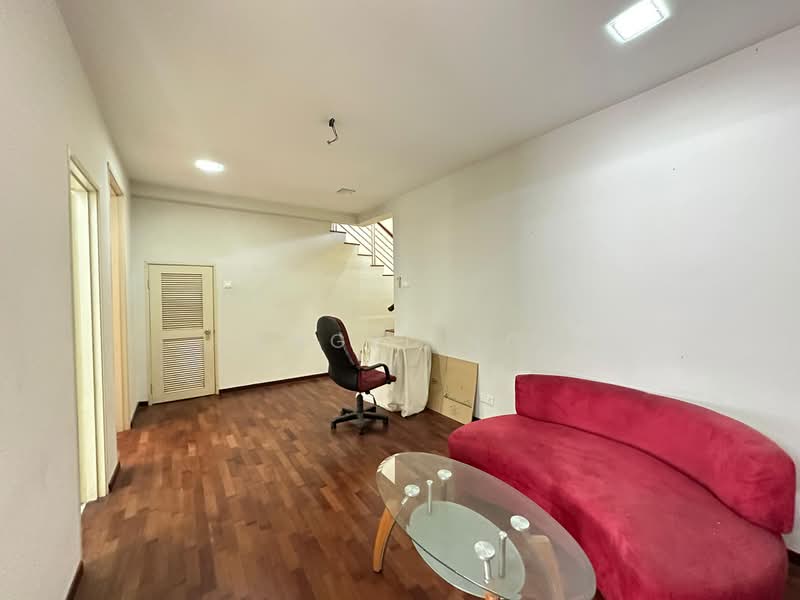 2.5-storey Terraced House for Sale in Taman Oasis (Cheras) - Angel Ng - Living Room - PropertyGuru.com.my