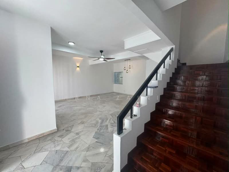 2-storey Terraced House for Sale in Usj 5 (Subang Jaya) - Hana Zaini - Living Room - PropertyGuru.com.my