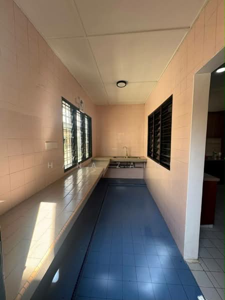 2-storey Terraced House for Sale in Usj 5 (Subang Jaya) - Hana Zaini - Kitchen - PropertyGuru.com.my