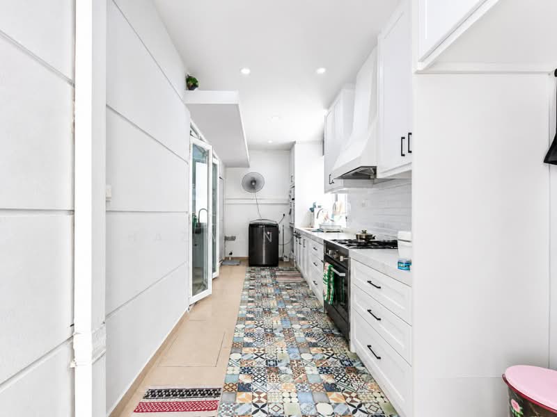 Rumah Berkembar untuk Dijual di Subang Jaya (Selangor) - Hazwan Hilmi - Kitchen - PropertyGuru.com.my