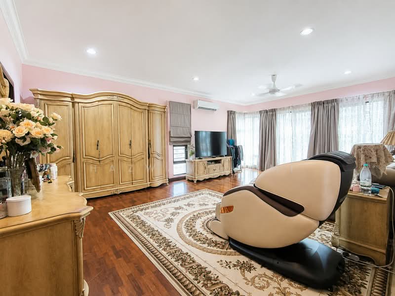 Rumah Berkembar untuk Dijual di Subang Jaya (Selangor) - Hazwan Hilmi - Living Room - PropertyGuru.com.my