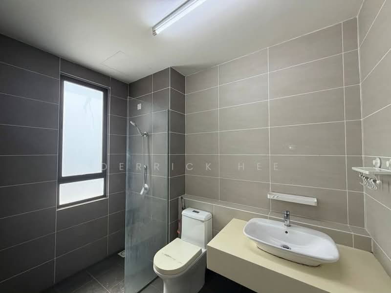 Rumah Teres untuk Dijual di Hulu Langat (Selangor) - Derrick Hee - Bathroom - PropertyGuru.com.my