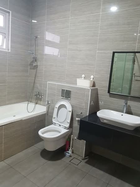 Semi-Detached House for Rent in Taman Ekoflora (Johor Bahru) - Elynn Lam - Bathroom - PropertyGuru.com.my