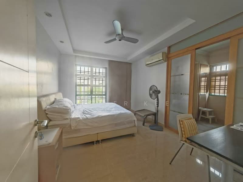 Kondominium untuk Dijual di The Straits View Condominium - Werner Kee - Bedroom - PropertyGuru.com.my
