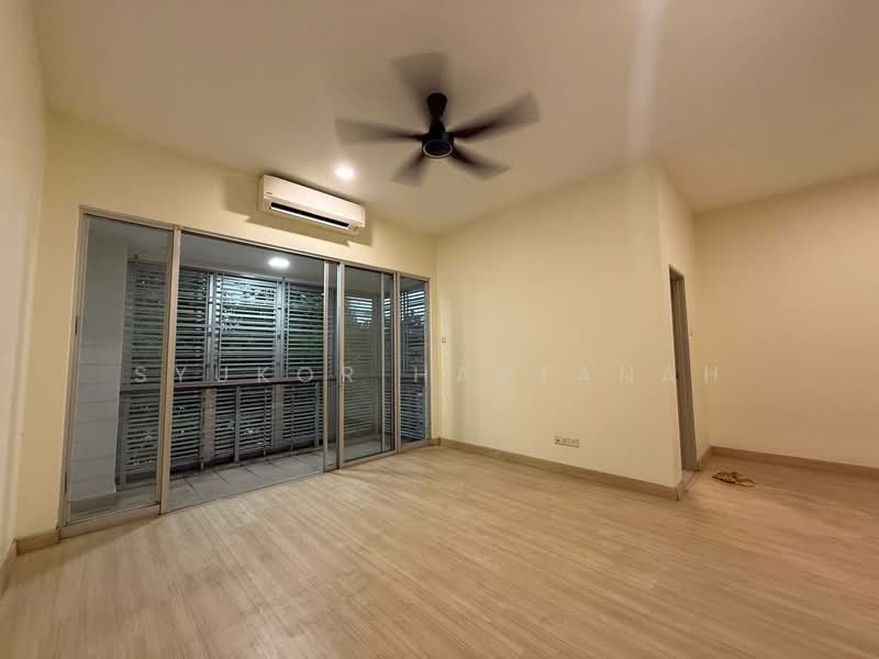 2-storey Terraced House for Sale in Elmina (Shah Alam) - Syukor Hartanah - Living Room - PropertyGuru.com.my