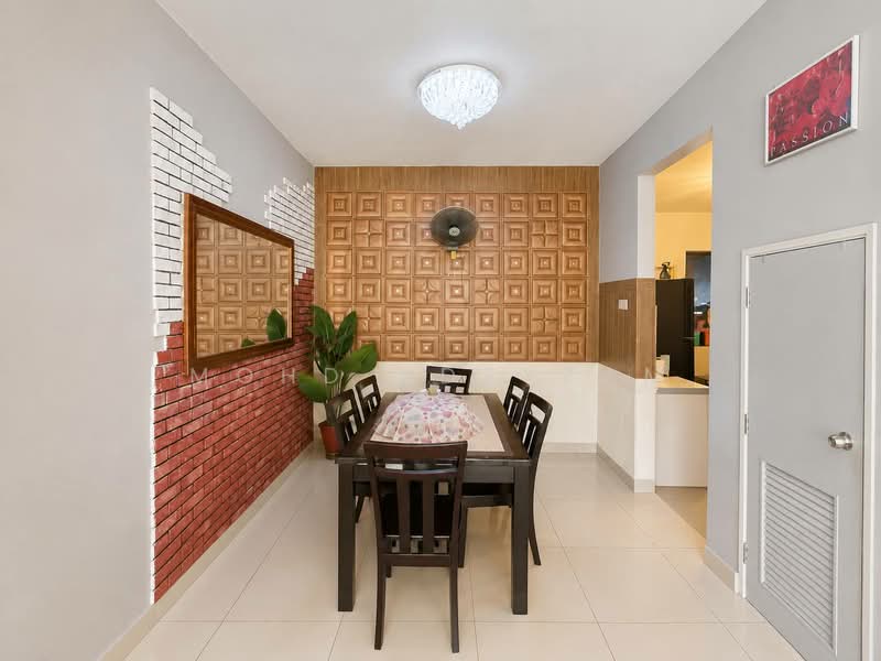 Rumah Teres 2-Tingkat untuk Dijual di Kampung Pulau Meranti (Puchong) - Mohd Adryzam - Dining Room - PropertyGuru.com.my