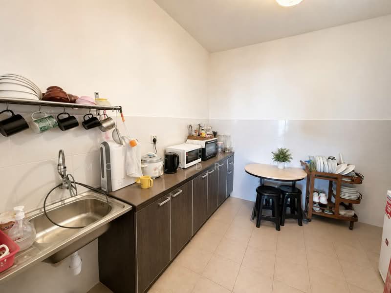 Rumah Teres 2-Tingkat untuk Dijual di Kampung Pulau Meranti (Puchong) - Mohd Adryzam - Kitchen - PropertyGuru.com.my