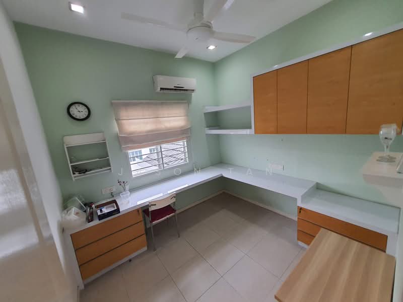 Rumah Bandar untuk Dijual di D'alpinia (Puchong) - Jason Tan - Study - PropertyGuru.com.my