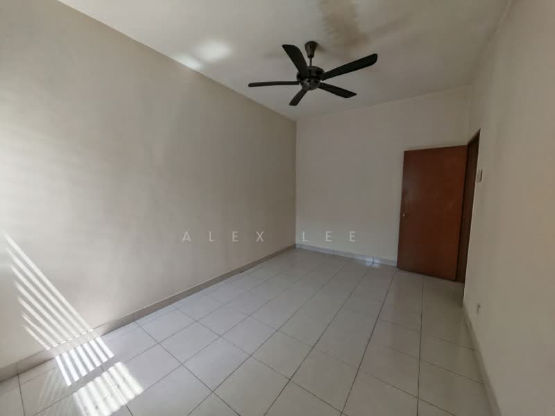 Rumah Teres 2 Tingkat untuk Disewa di Saujana Rawang (Rawang) - Alex Lee - Interior - PropertyGuru.com.my