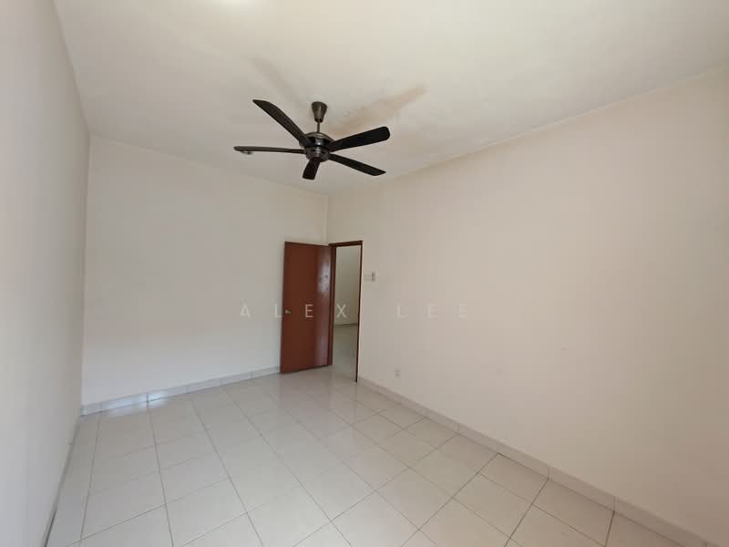 Rumah Teres 2 Tingkat untuk Disewa di Saujana Rawang (Rawang) - Alex Lee - Interior - PropertyGuru.com.my