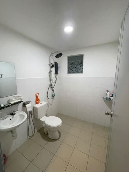 Pangsapuri untuk Dijual di Denai Nusantara Apartment - Yvonne Lim - Bathroom - PropertyGuru.com.my