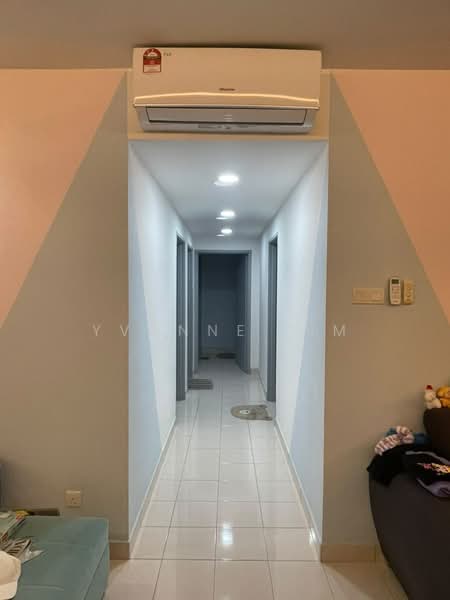 Pangsapuri untuk Dijual di Denai Nusantara Apartment - Yvonne Lim - Corridor - PropertyGuru.com.my