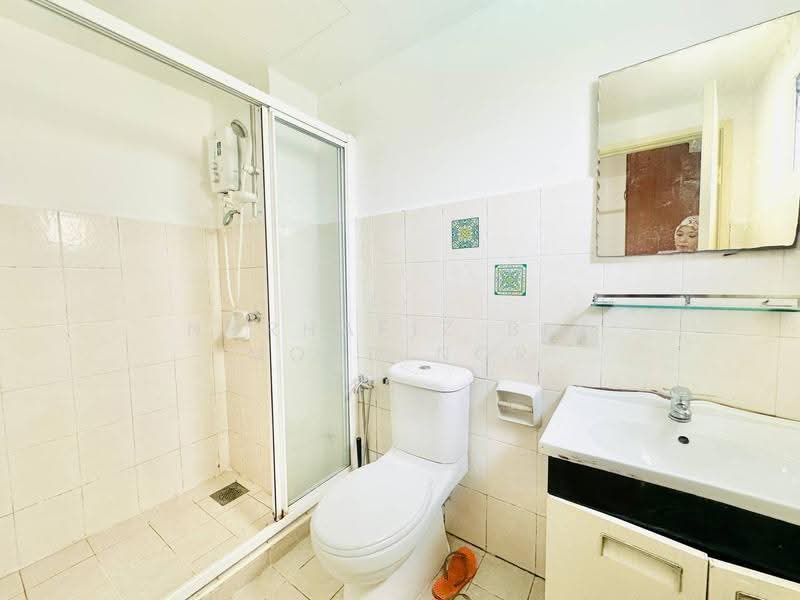 Kondominium untuk Dijual di Mas Kiara Residences - Norhafiz Bin Mohd Nor - Bathroom - PropertyGuru.com.my